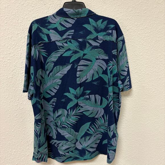 Bundle of 2 Tommy Bahama Men’s Short Sleeve Button up Grey Navy size XL - Picture 9 of 11